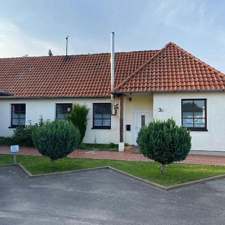 Moi Apartments Зарщед Екстериор снимка